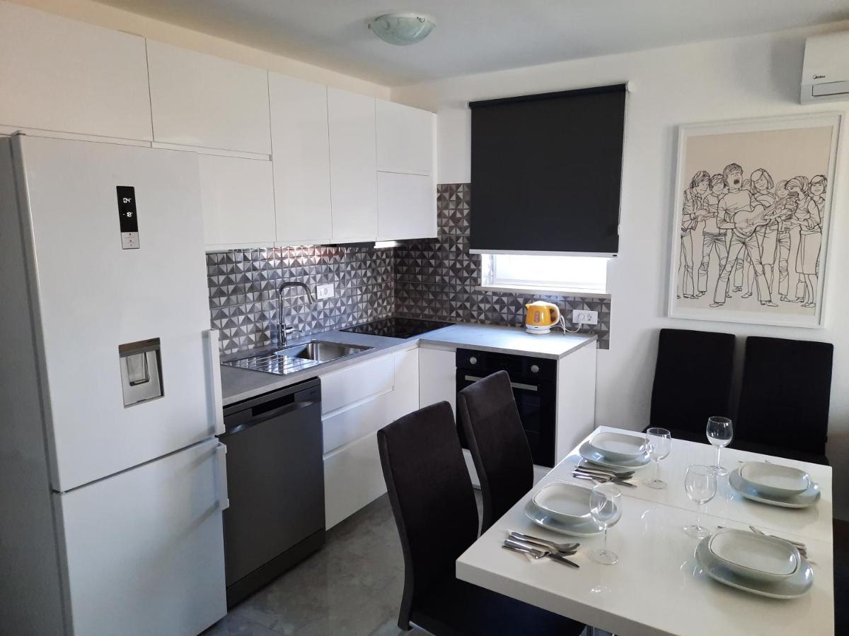 Apartmani Scripea Skrip Ngoại thất bức ảnh